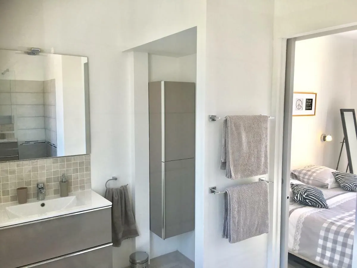 Appartement Avec Splendide Vue Mer, A 200 M De La Plage, Golfe De Saint-Tropez Les Issambres 0*,  Frankreich